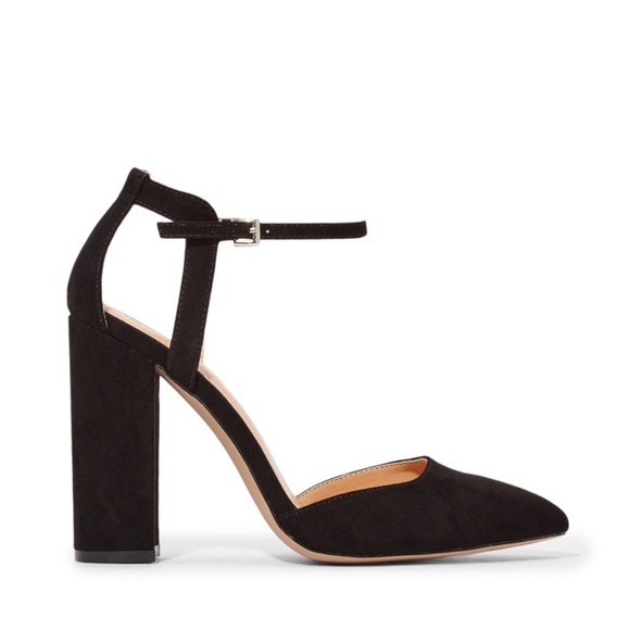 JustFab Pumps - Picture 3 of 8